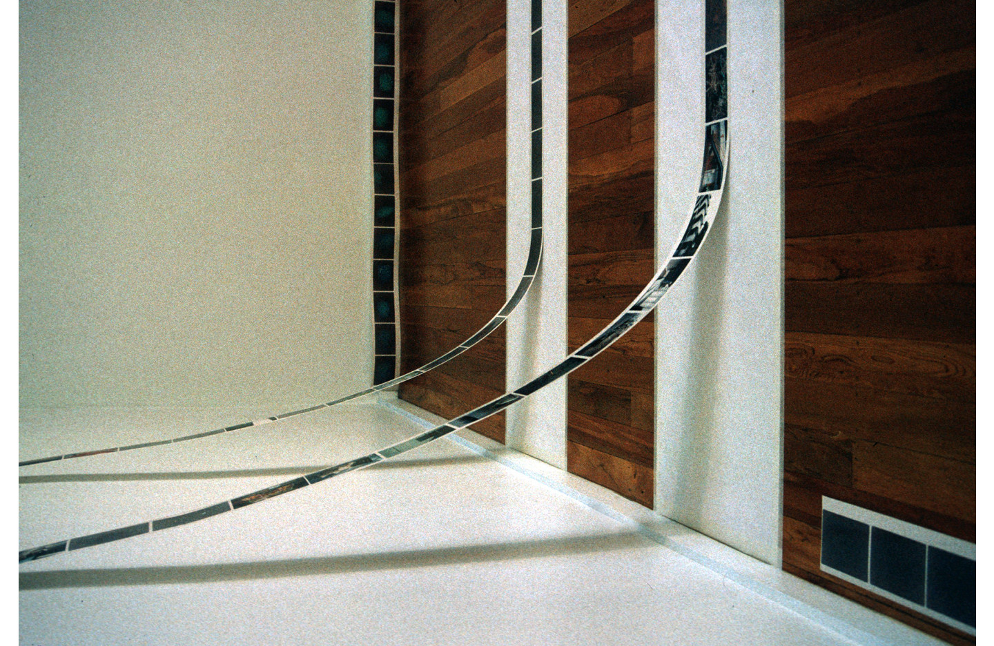 Disposable, Ramp Gallery (2001)