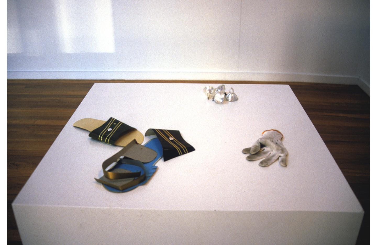 Woo The Public , Ramp Gallery (2001)